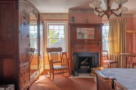Martine Inn - 22