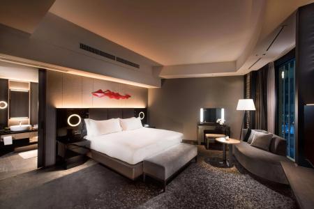 Conrad Osaka - 1