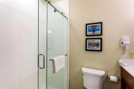 Comfort Inn & Suites Airport - 25