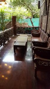 Ruean Mai Chai Khlong - 69