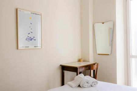 Tomato Backpackers - 88