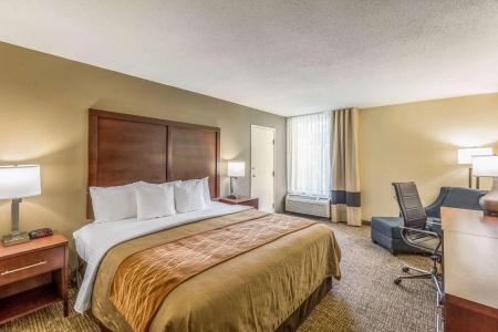 Comfort Inn Charlotte Airport Uptown - 5