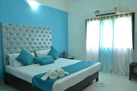 Paradise Village Beach Resort - 3
