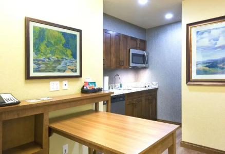 Homewood Suites by Hilton - 98