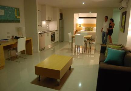 Ramada by Wyndham - 26