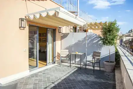 Rarity Suites - 17