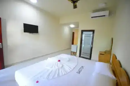 Sunrise Inn - 8