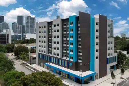 Tru By Hilton Miami West Brickell - 18