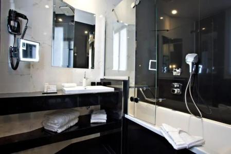 Maison Albars Le Champs-Elysées - 83
