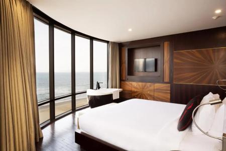 Holiday Beach Danang & Resort - 43
