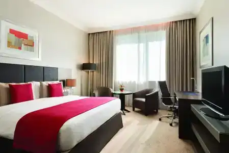 Ramada Downtown Abu Dhabi - 2