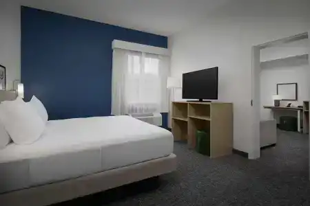 Baymont by Wyndham Miami Doral - 51