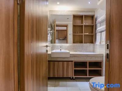 Xinyang City Celebrity - 115