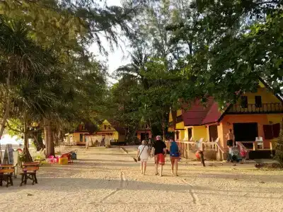 Andaman Beach Koh Jum - 12
