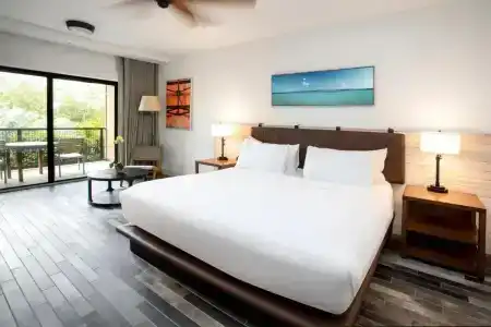 The Perry & Marina - 55