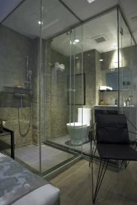 Ibis North Point - 94