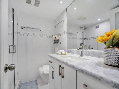 The Alexander All Suites - 381