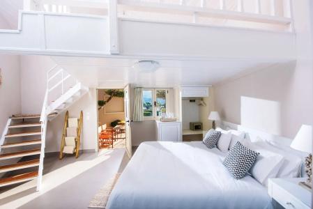 Notos Heights & Suites - 307