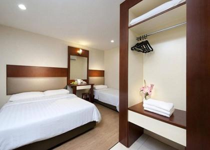 Fenix Inn - 2