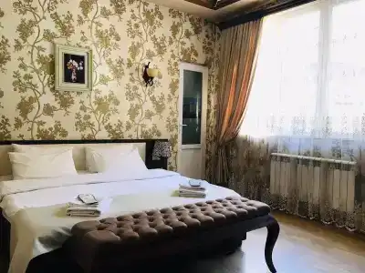 Sanapiro Tbilisi - 13