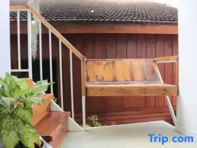 Changmoi House (Little Village) - 178
