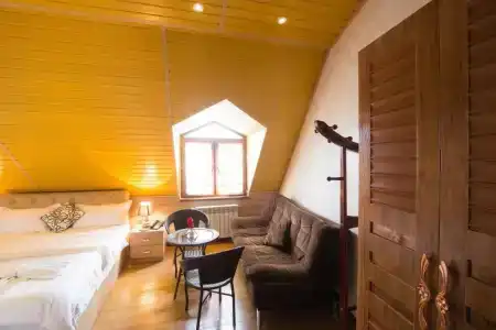 Garden House - 30