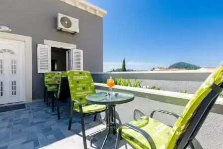 Guest House Nikolina - 17