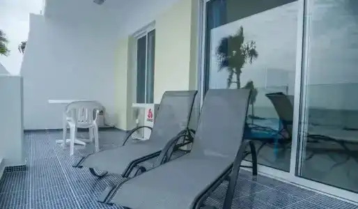 Paphinia SeaView - 21