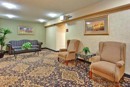 Holiday Inn Express and Suites, an IHG - 1