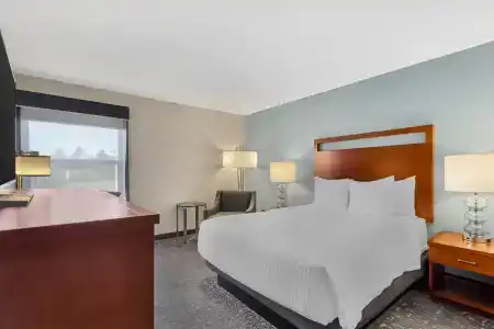 Best Western Plus - 90