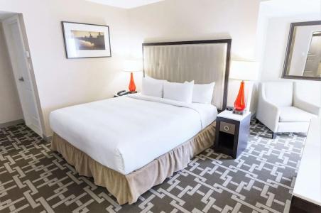 Hilton/ Fallsview and Suites - 42
