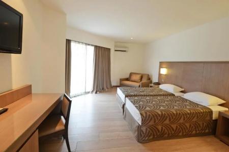 Calvi Hôtel - 16