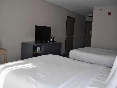 Country Inn & Suites by Radisson, West, KS - 69