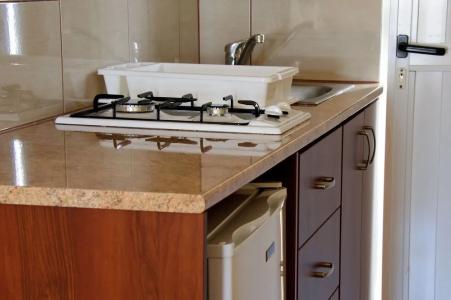 Estia Vasilis Manoli - 16