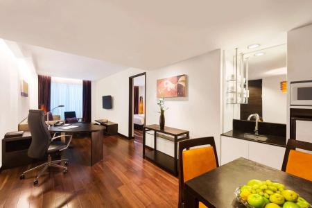 Radisson Suites Bangkok Sukhumvit - Sha Extra Plus - 52