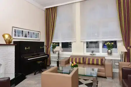 Frühlings-Hotel - 1