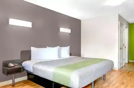 Studio 6-Atlanta, GA - Chamblee - 17