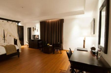 La Rose Suites - 158