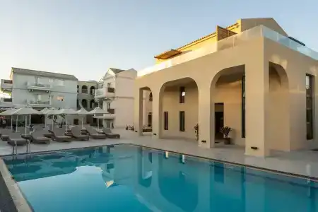 Ekati Mare Boutique Resort & Suites - 15