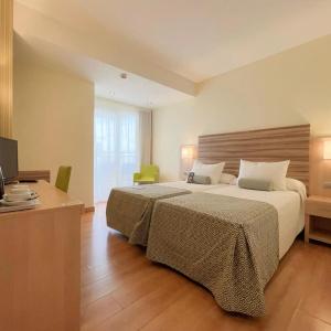Riviera Beac- Adults Recomended - 25
