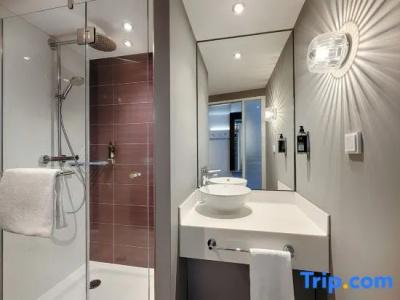 Holiday Inn Express Berlin City Centre West - 66