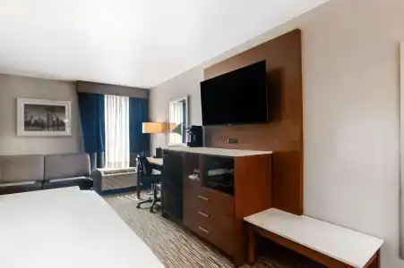 Best Western Plus Commerce - 46