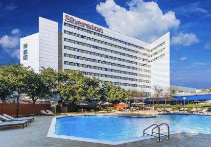 Sheraton North Houston at George Bush Intercontinental - 39