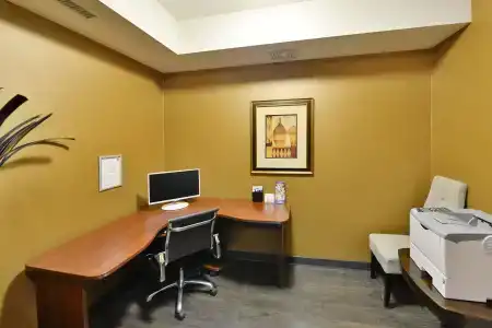 Best Western - 19