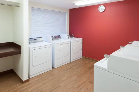 TownePlace Suites by Marriott West - 10