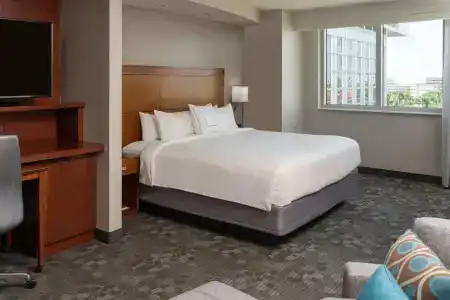 Courtyard by Marriott Miami Airport - 6