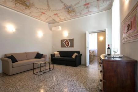 Regis Condo - 67