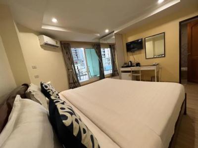 V Check inn Sukhumvit 22 - 184