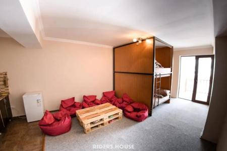 Rider's House - 7