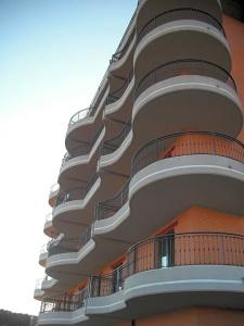 Cortese - 49